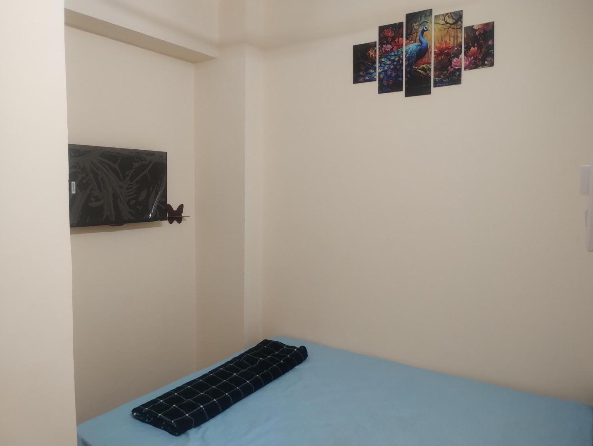 Hotel Metro Althan Сурат Екстериор снимка